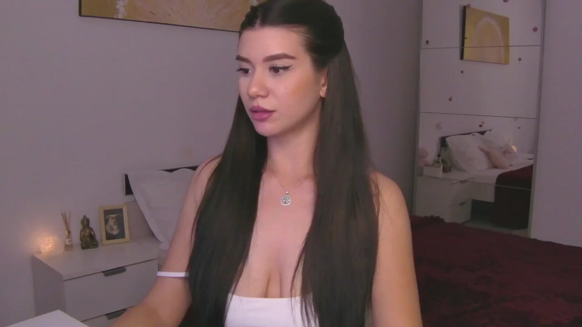 Gallery image thumbnail from CupcakeStare's myfreecams stream on, 10/14/2025, 16:18 image 18 of 20