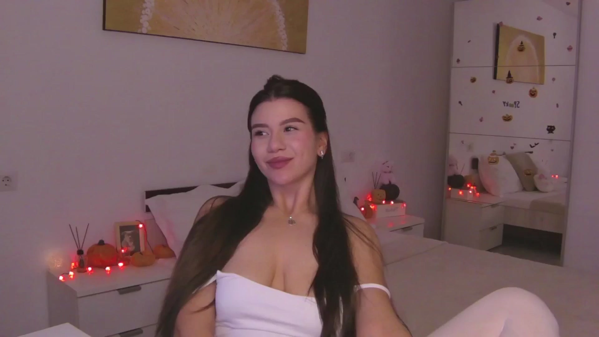 Gallery image thumbnail from CupcakeStare's myfreecams stream on, 11/06/2025, 20:29 image 12 of 20
