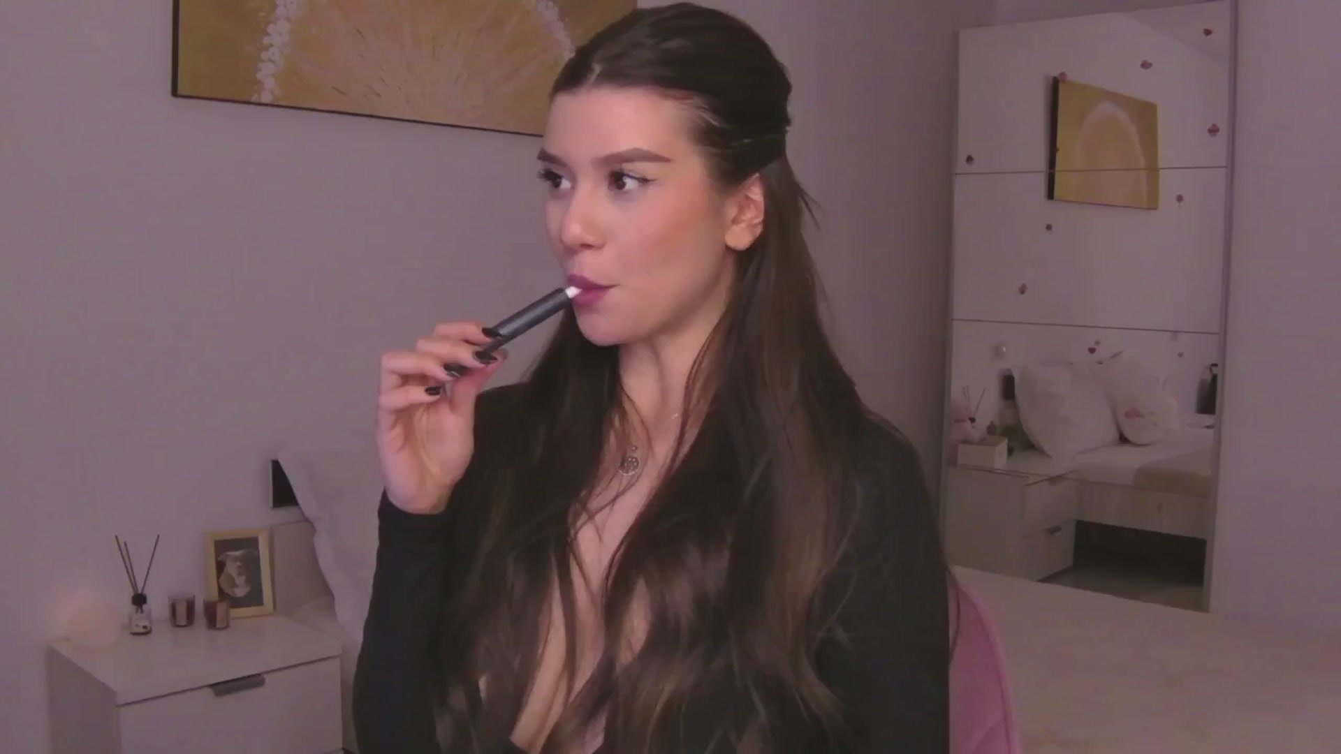 Gallery image thumbnail from CupcakeStare's myfreecams stream on, 11/10/2025, 21:38 image 7 of 20