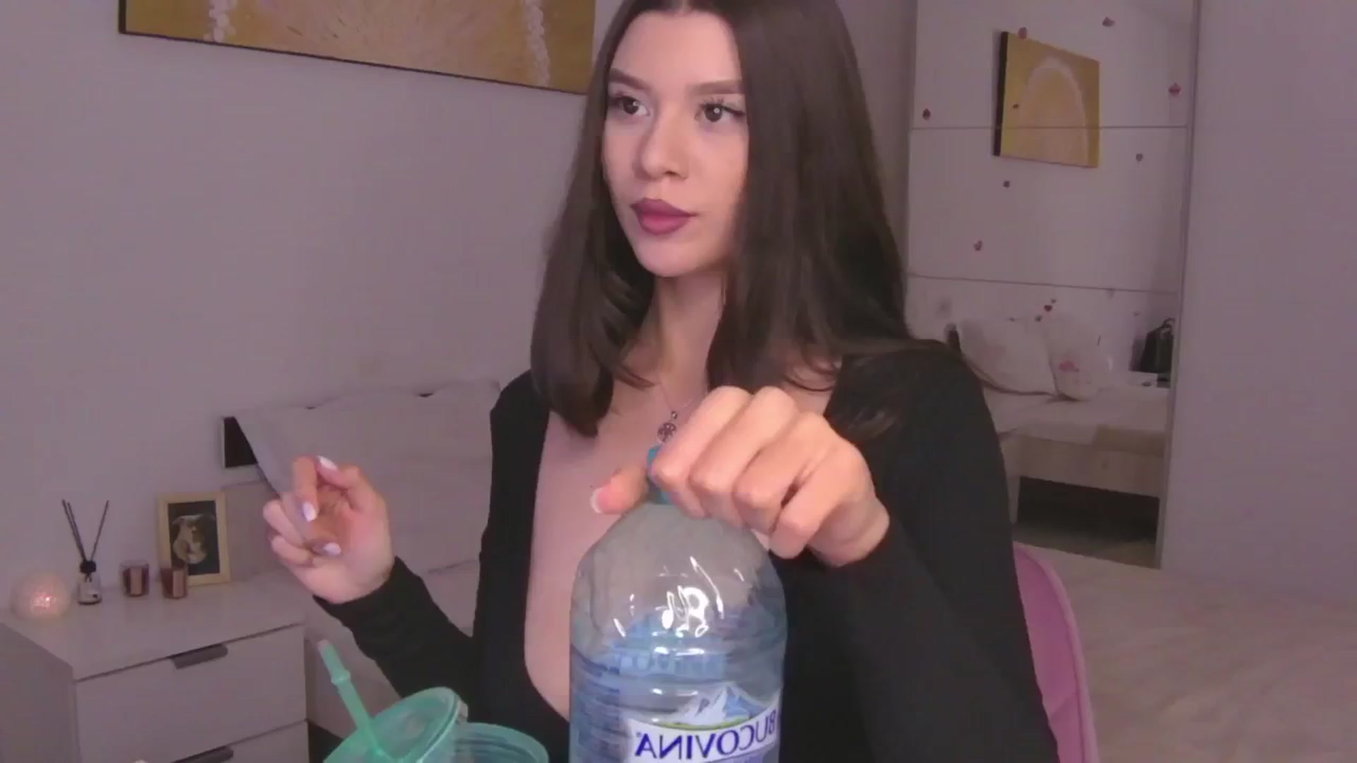 Gallery image thumbnail from CupcakeStare's myfreecams stream on, 11/15/2025, 19:02 image 1 of 20