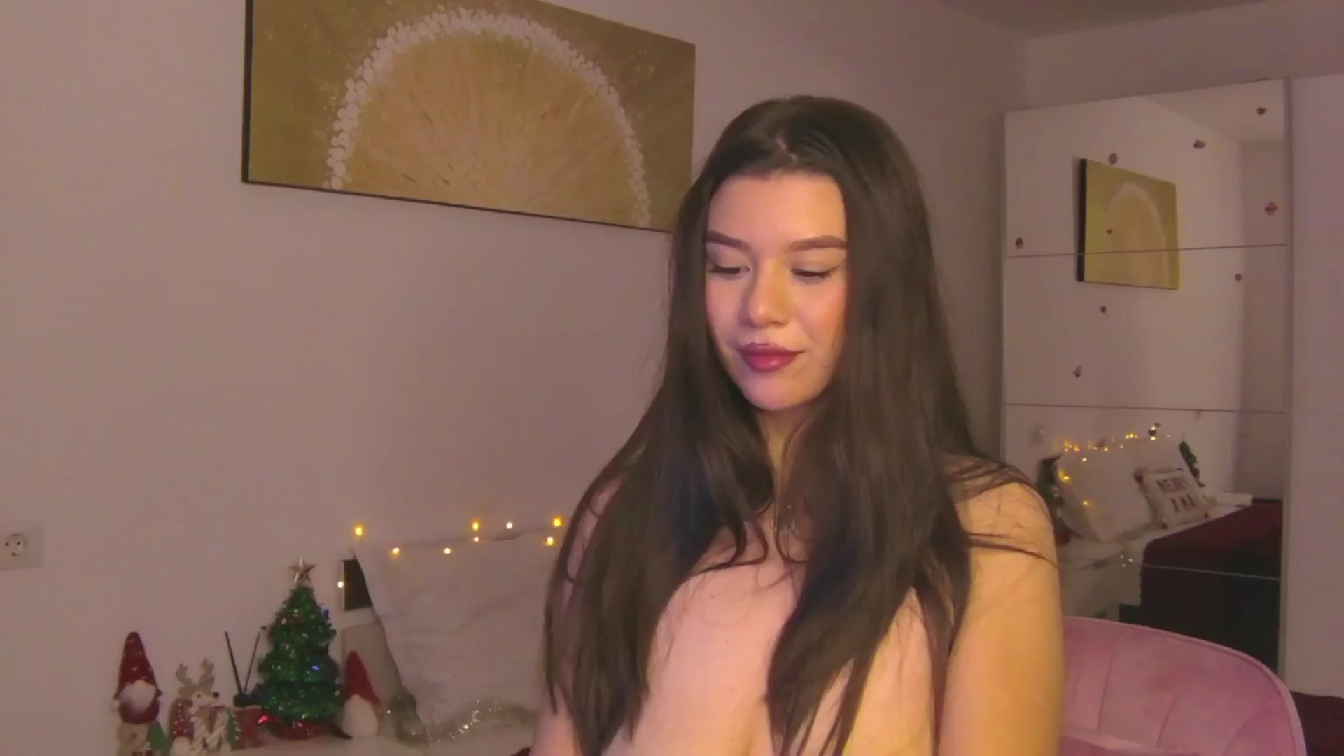 Gallery image thumbnail from CupcakeStare's myfreecams stream on, 12/05/2025, 22:14 image 5 of 20