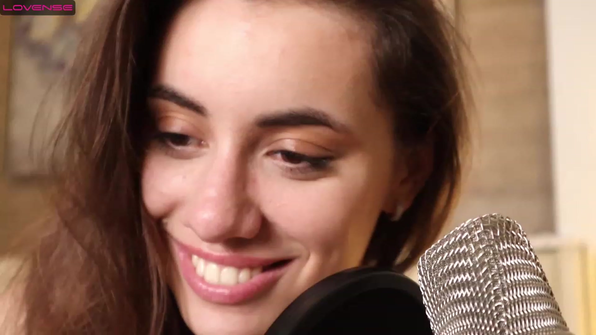 Gallery image thumbnail from Cupidonchik's myfreecams stream on, 11/18/2022, 21:18 image 16 of 20