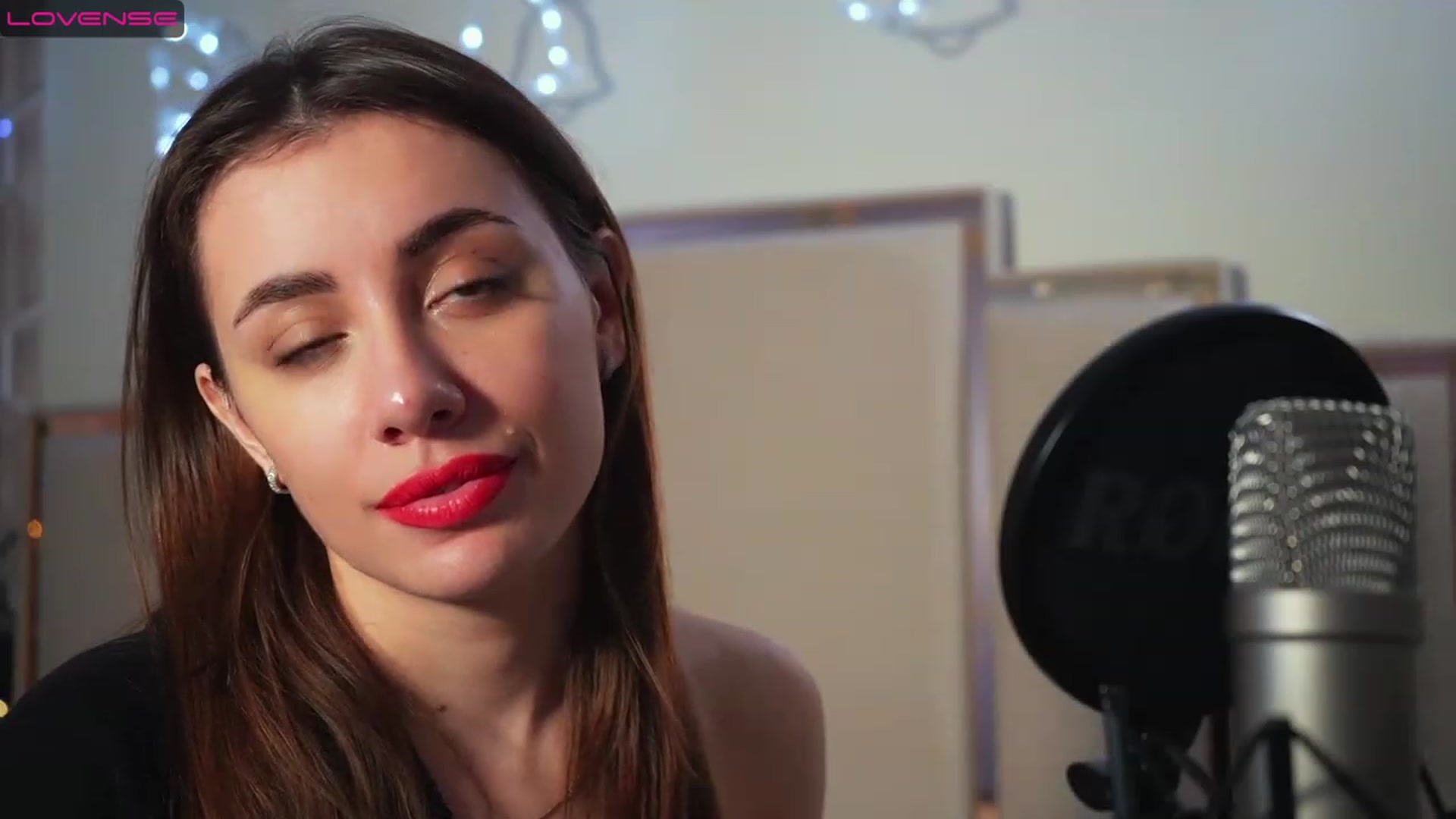 Gallery image thumbnail from Cupidonchik's myfreecams stream on, 12/26/2022, 10:59 image 13 of 20