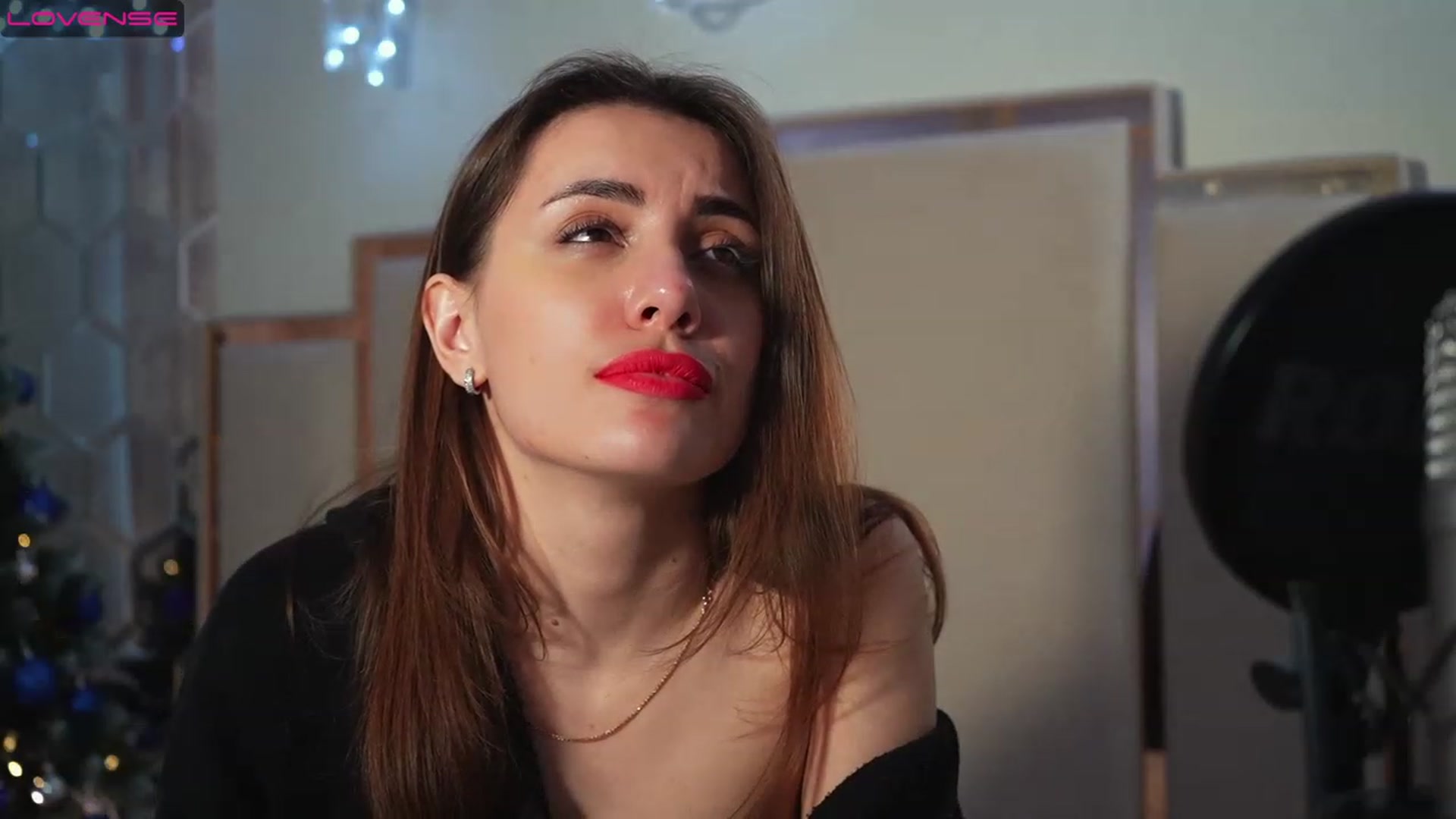 Gallery image thumbnail from Cupidonchik's myfreecams stream on, 12/26/2022, 10:59 image 14 of 20