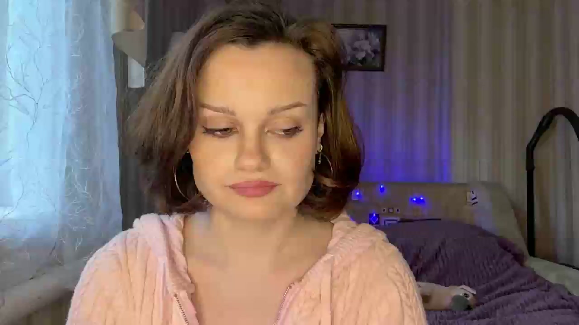 Gallery image thumbnail from Cure_me's myfreecams stream on, 05/26/2026, 15:08 image 1 of 20