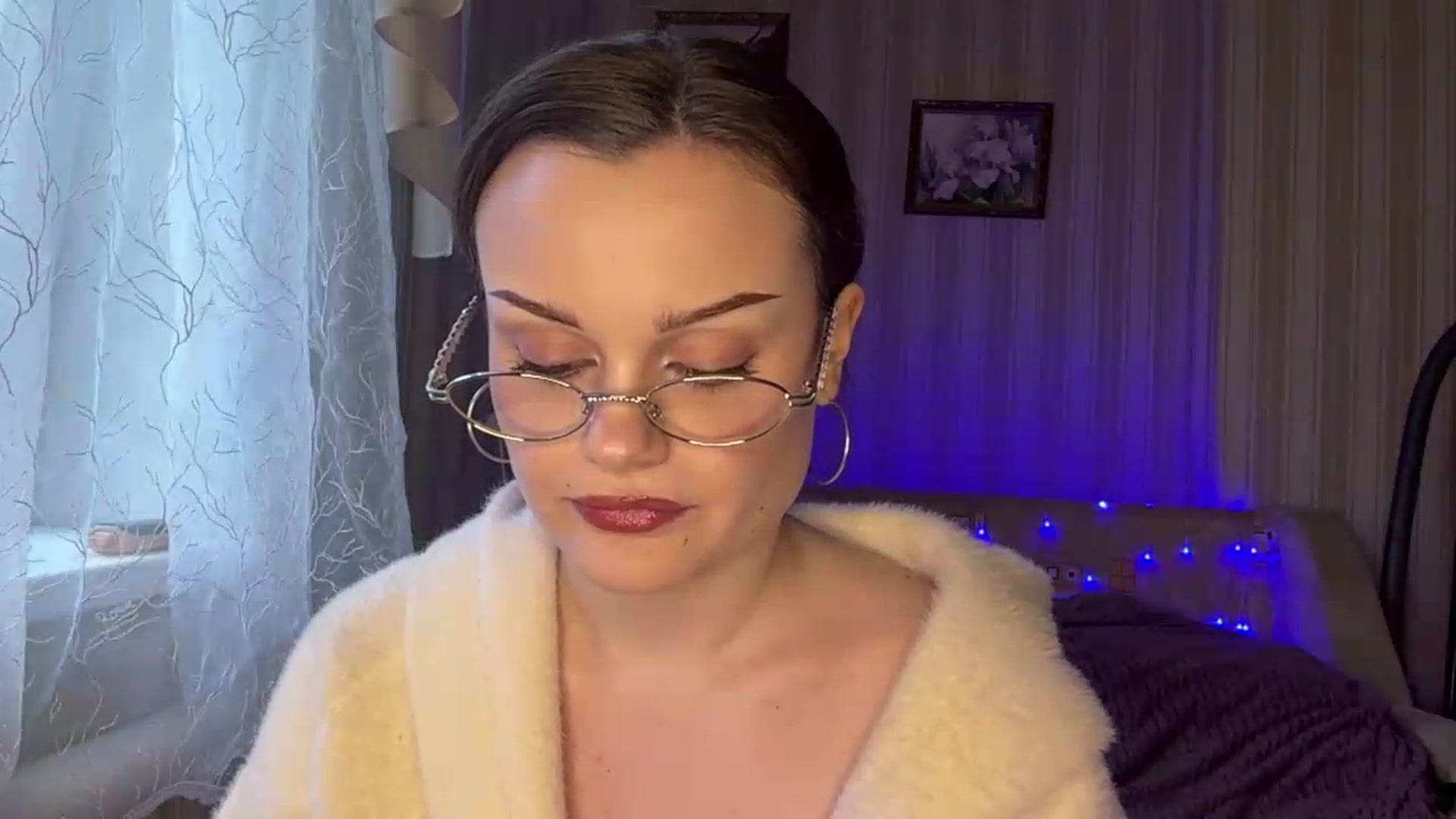 Gallery image thumbnail from Cure_me's myfreecams stream on, 06/04/2026, 15:38 image 3 of 20