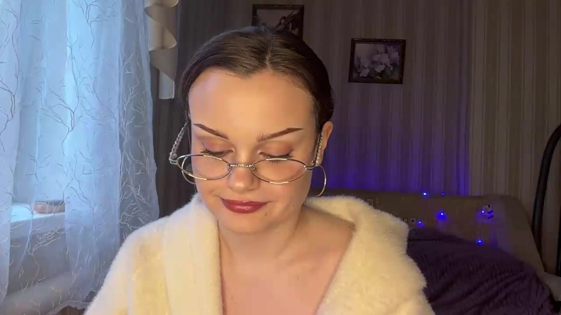 Gallery image thumbnail from Cure_me's myfreecams stream on, 06/04/2026, 15:38 image 11 of 20