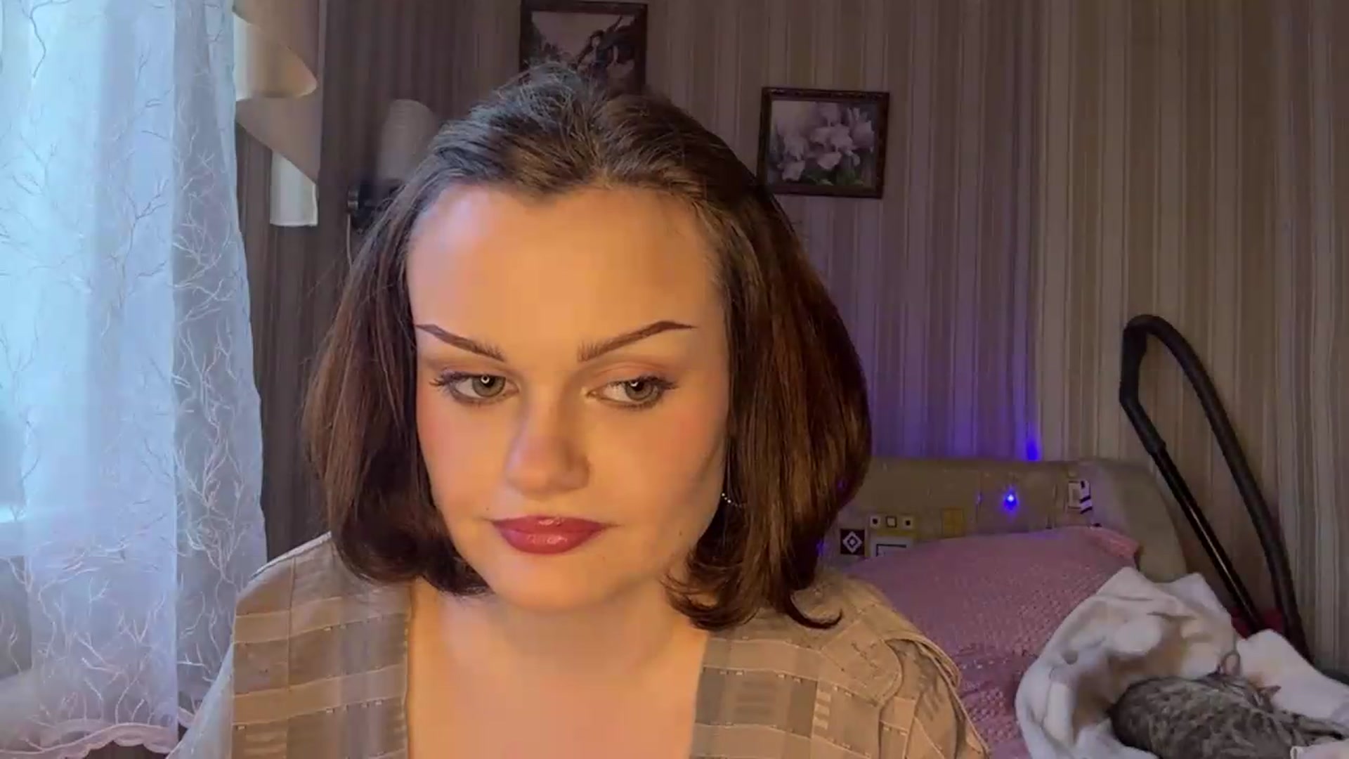 Gallery image thumbnail from Cure_me's myfreecams stream on, 06/06/2026, 16:38 image 3 of 20
