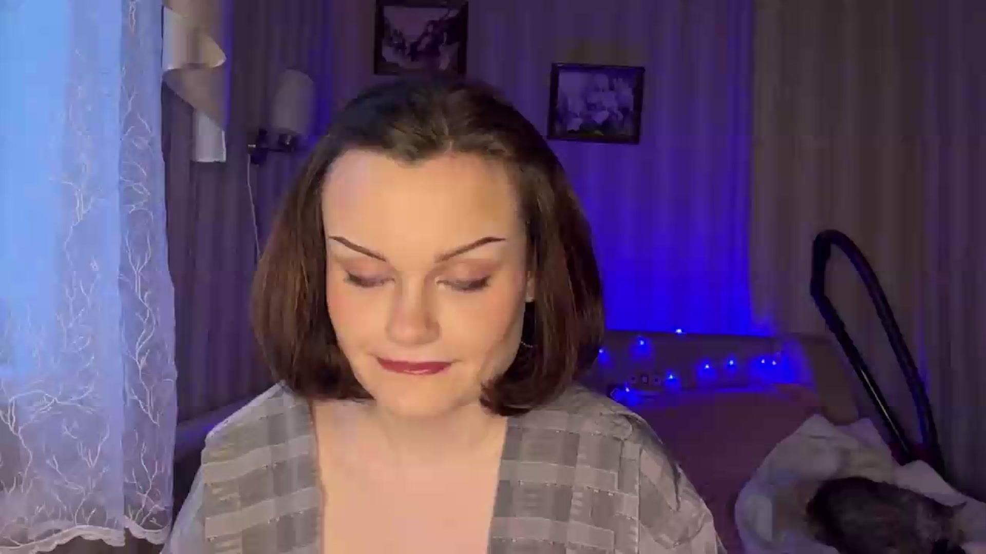 Gallery image thumbnail from Cure_me's myfreecams stream on, 06/06/2026, 18:13 image 6 of 20