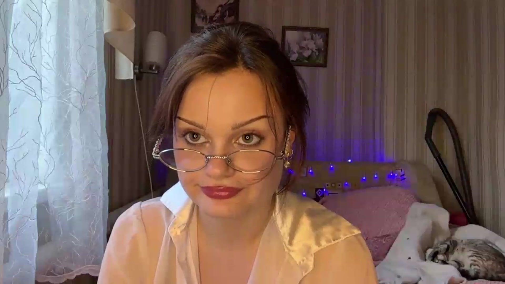 Gallery image thumbnail from Cure_me's myfreecams stream on, 06/10/2026, 16:02 image 20 of 20
