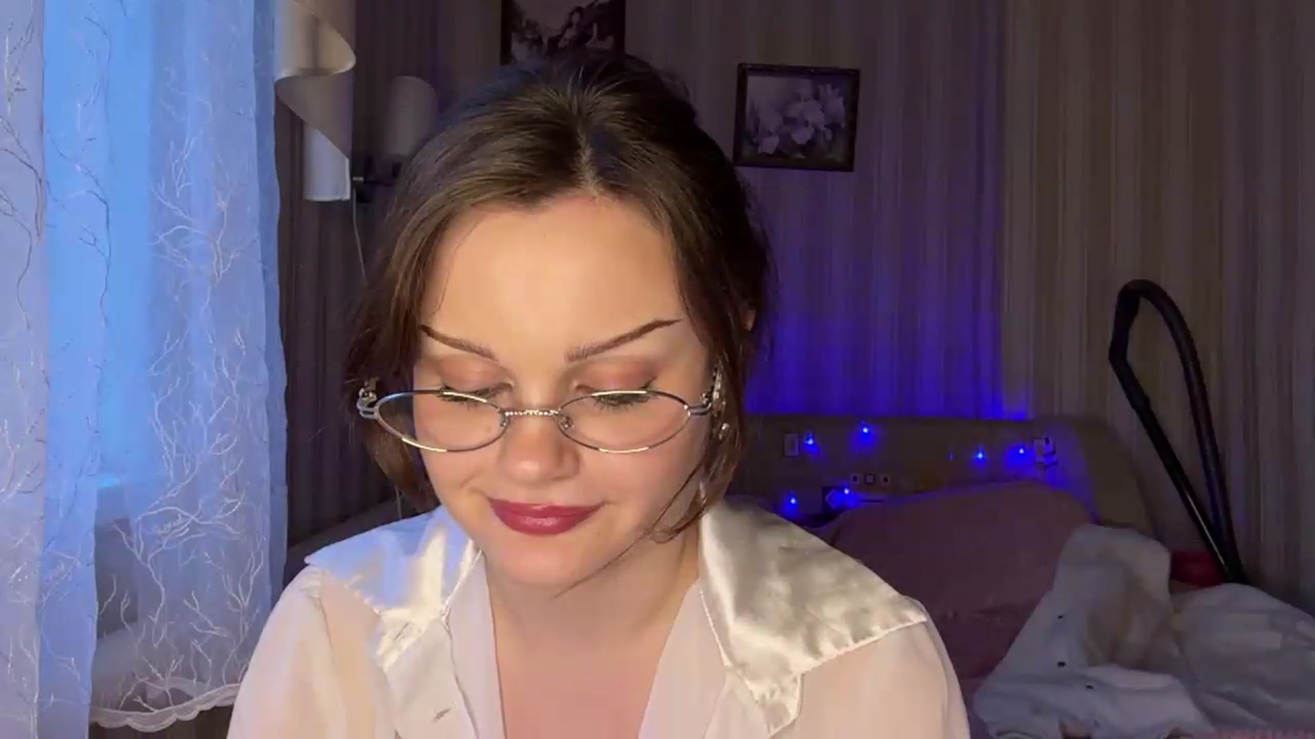 Gallery image thumbnail from Cure_me's myfreecams stream on, 06/10/2026, 18:00 image 4 of 20