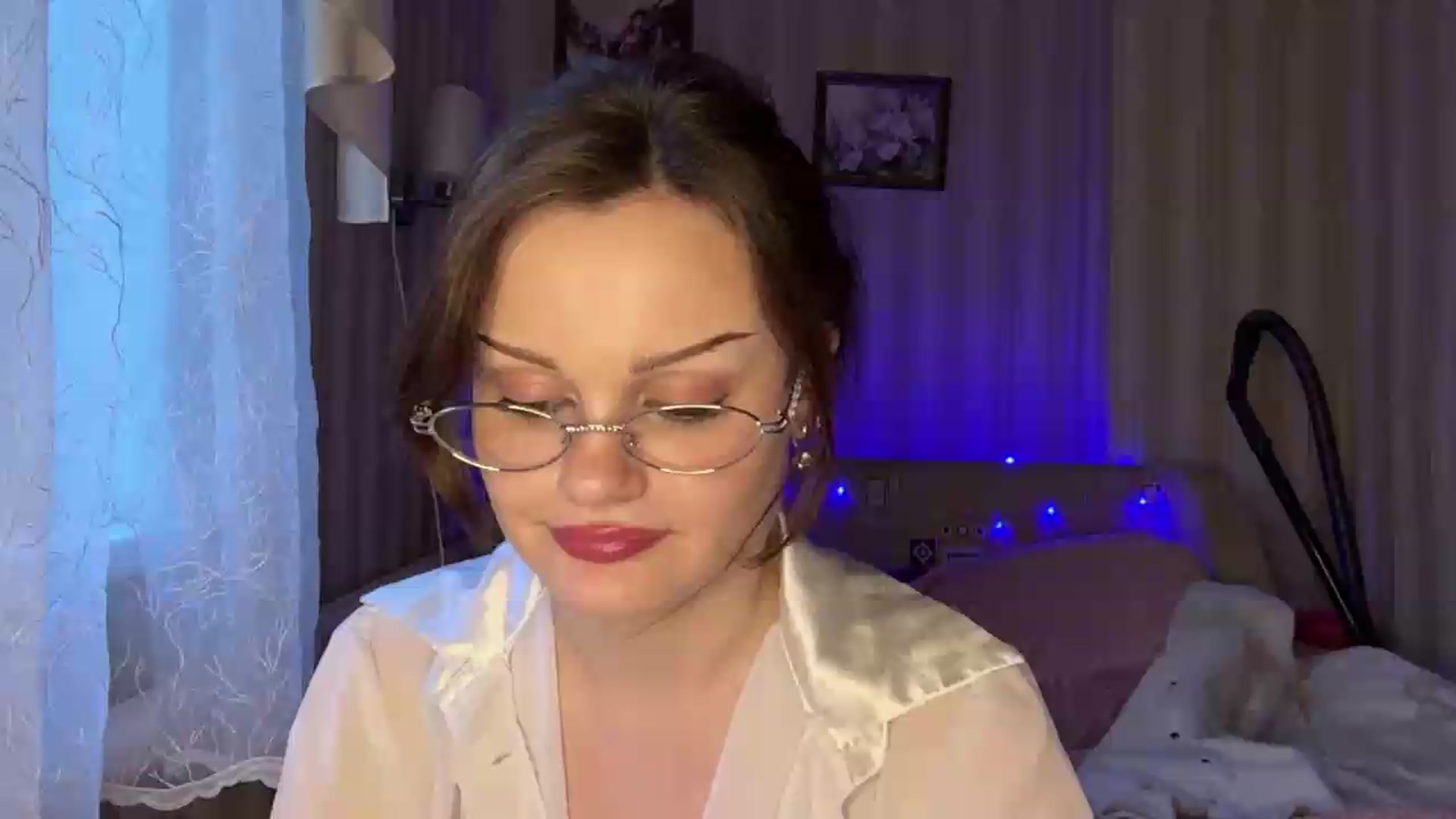 Gallery image thumbnail from Cure_me's myfreecams stream on, 06/10/2026, 18:00 image 1 of 20