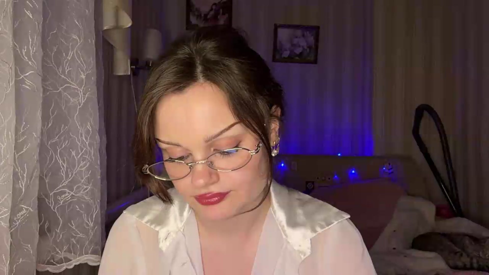 Gallery image thumbnail from Cure_me's myfreecams stream on, 06/10/2026, 18:00 image 19 of 20