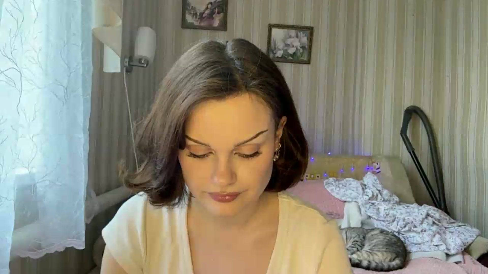 Gallery image thumbnail from Cure_me's myfreecams stream on, 06/11/2026, 11:28 image 18 of 20