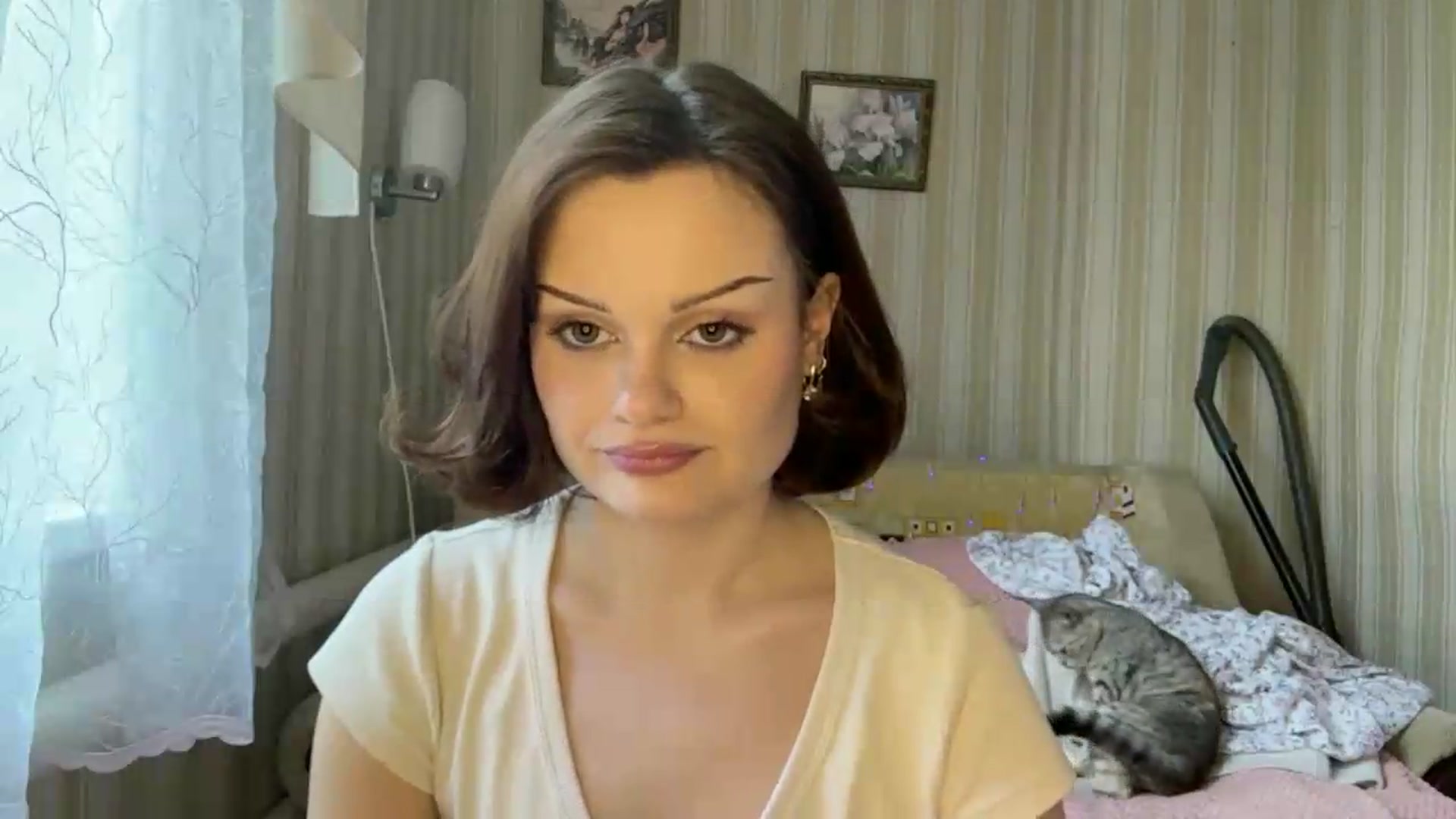 Gallery image thumbnail from Cure_me's myfreecams stream on, 06/11/2026, 11:28 image 16 of 20