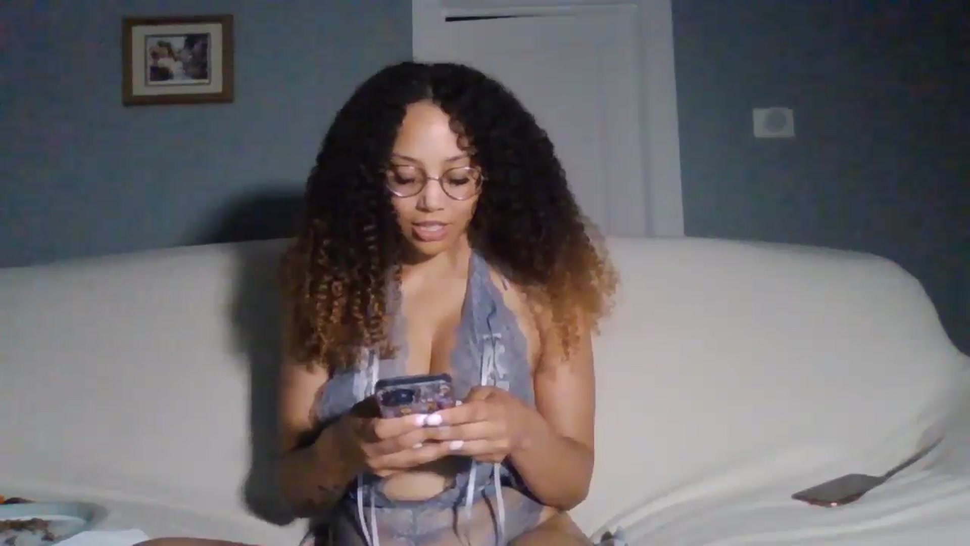 Gallery image thumbnail from Curlstoyou's myfreecams stream on, 06/18/2024, 04:23 image 8 of 20