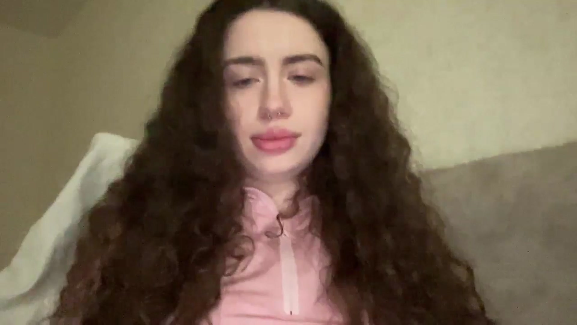Gallery image thumbnail from CurlyDream's myfreecams stream on, 12/17/2025, 14:49 image 9 of 20