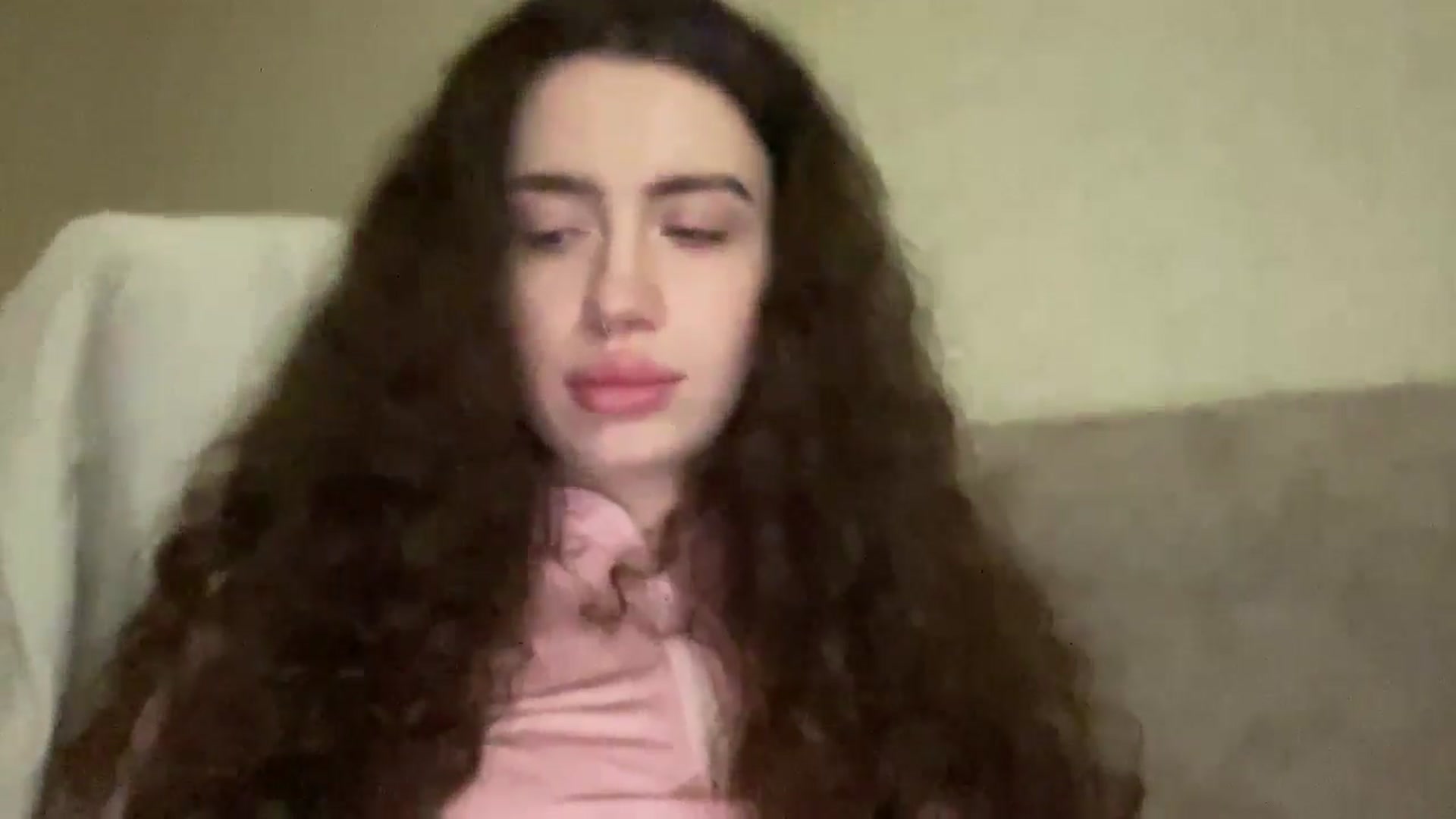 Gallery image thumbnail from CurlyDream's myfreecams stream on, 12/17/2025, 14:49 image 16 of 20