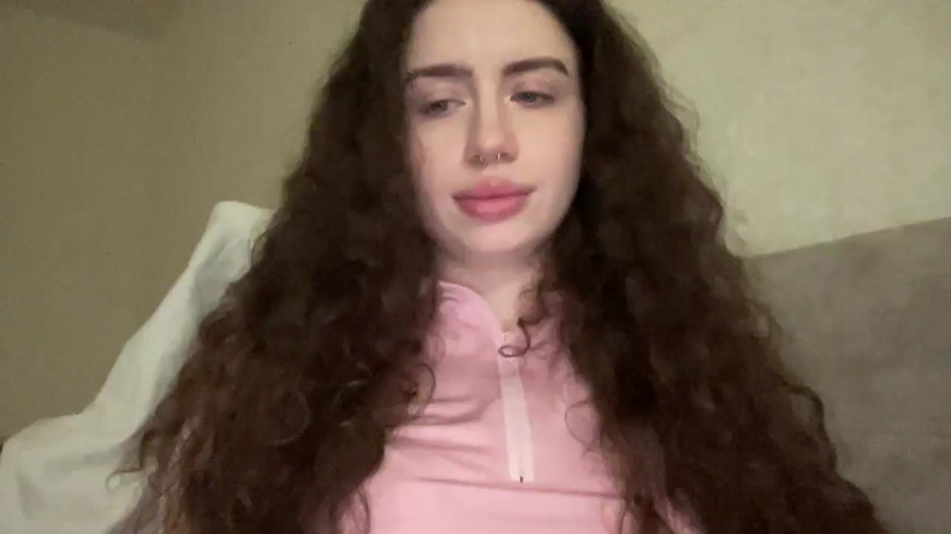 Gallery image thumbnail from CurlyDream's myfreecams stream on, 12/17/2025, 14:49 image 7 of 20