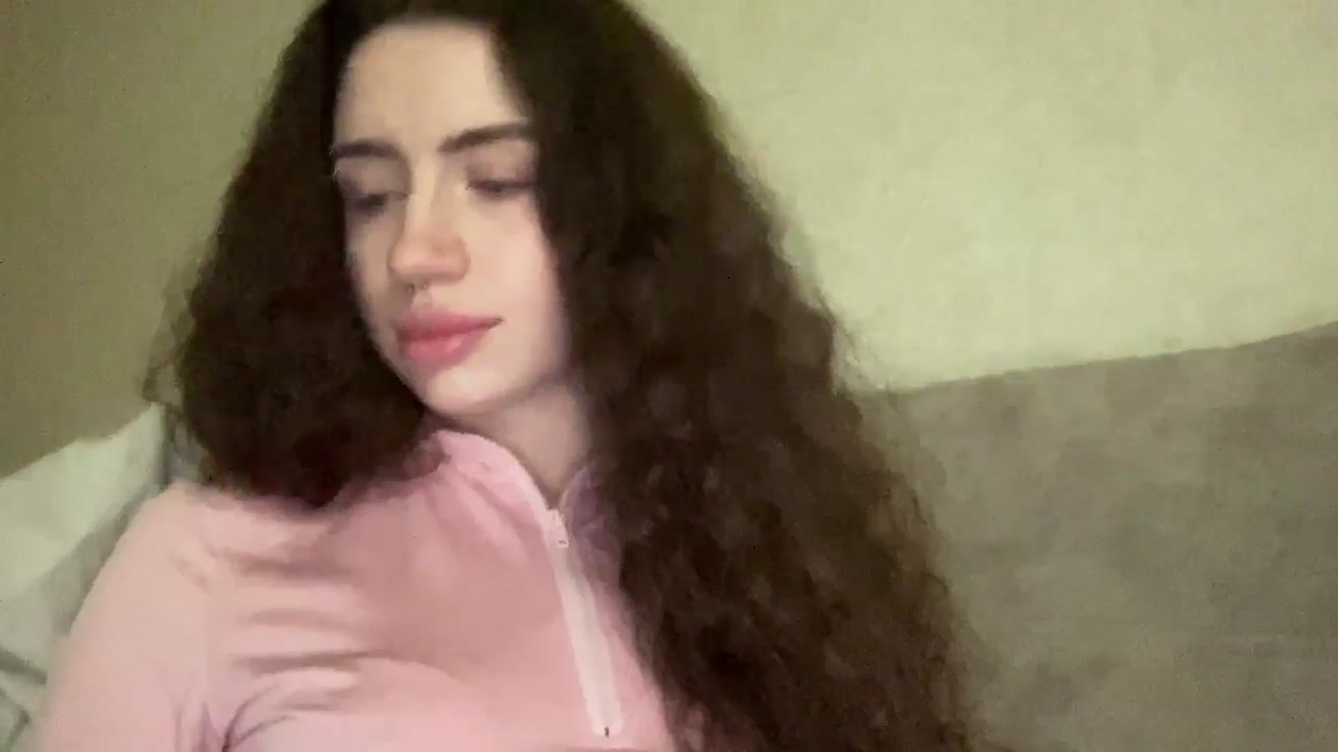Gallery image thumbnail from CurlyDream's myfreecams stream on, 12/17/2025, 14:49 image 20 of 20