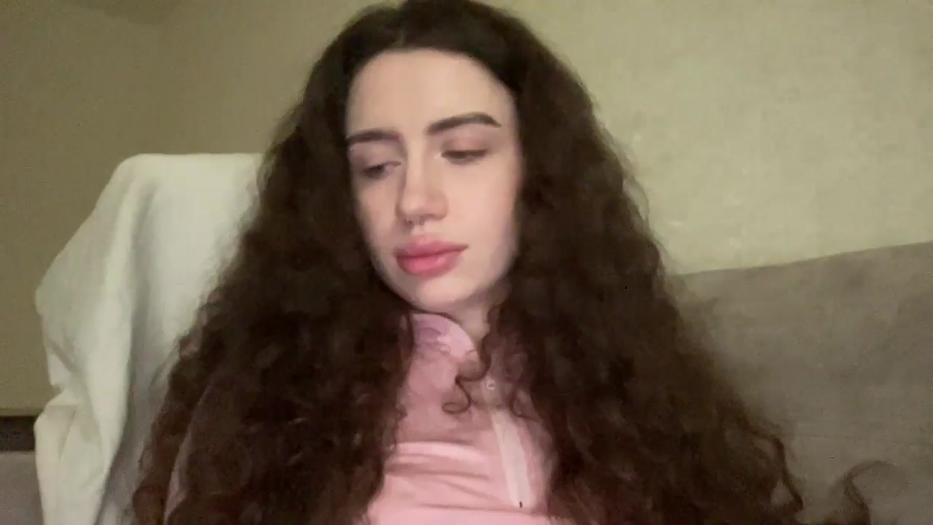 Gallery image thumbnail from CurlyDream's myfreecams stream on, 12/17/2025, 14:49 image 11 of 20