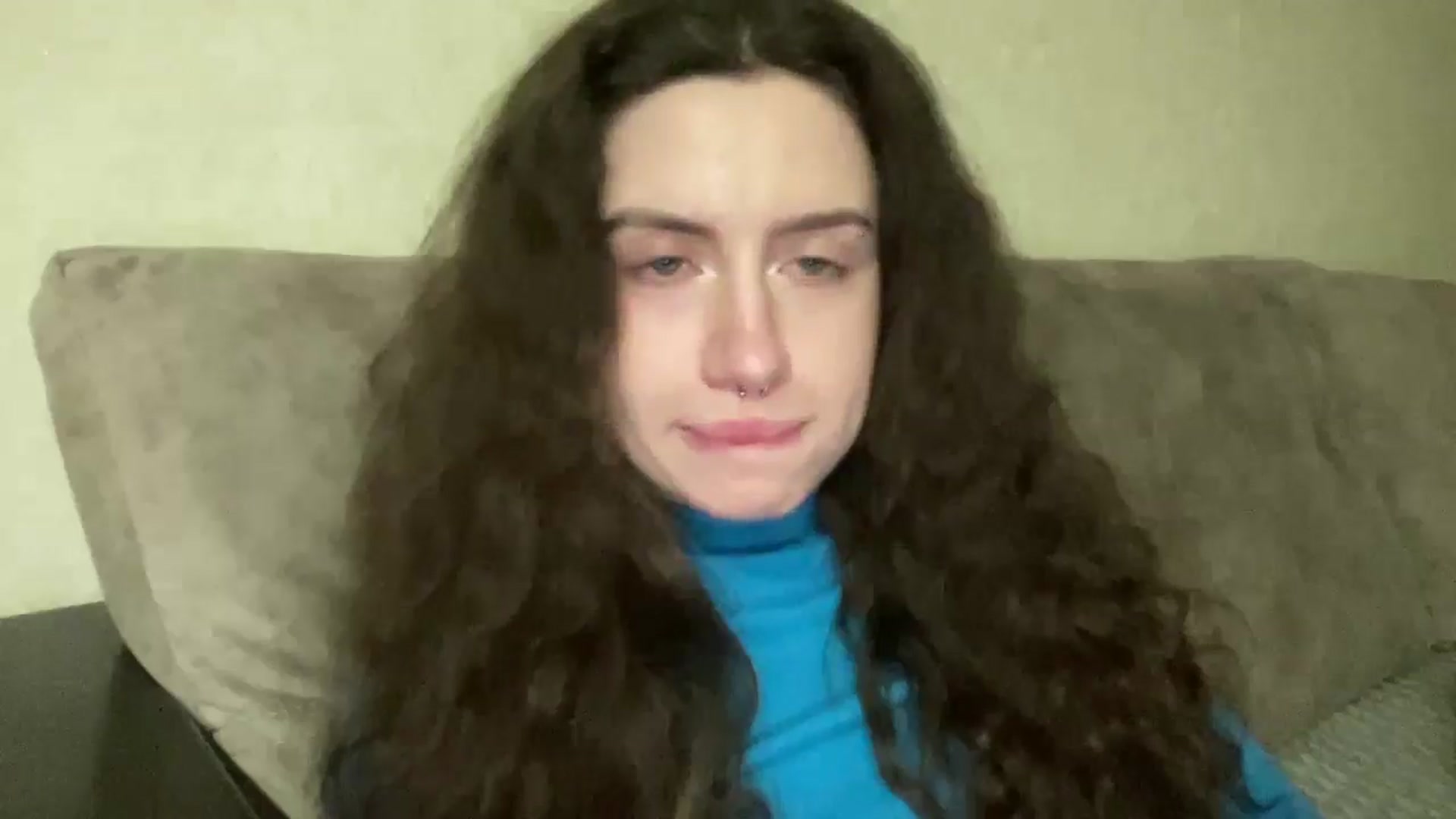 Gallery image thumbnail from CurlyDream's myfreecams stream on, 12/18/2025, 17:10 image 11 of 20