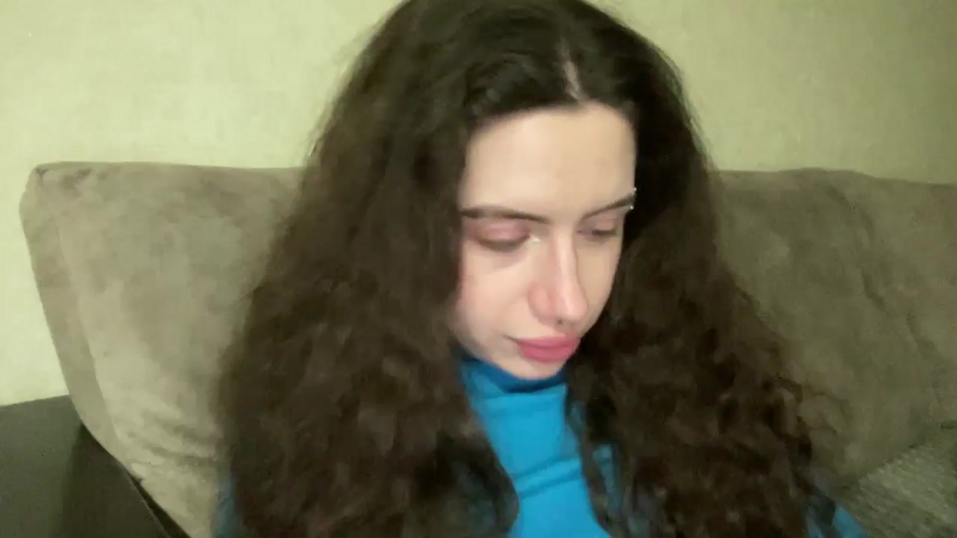 Gallery image thumbnail from CurlyDream's myfreecams stream on, 12/18/2025, 17:10 image 5 of 20