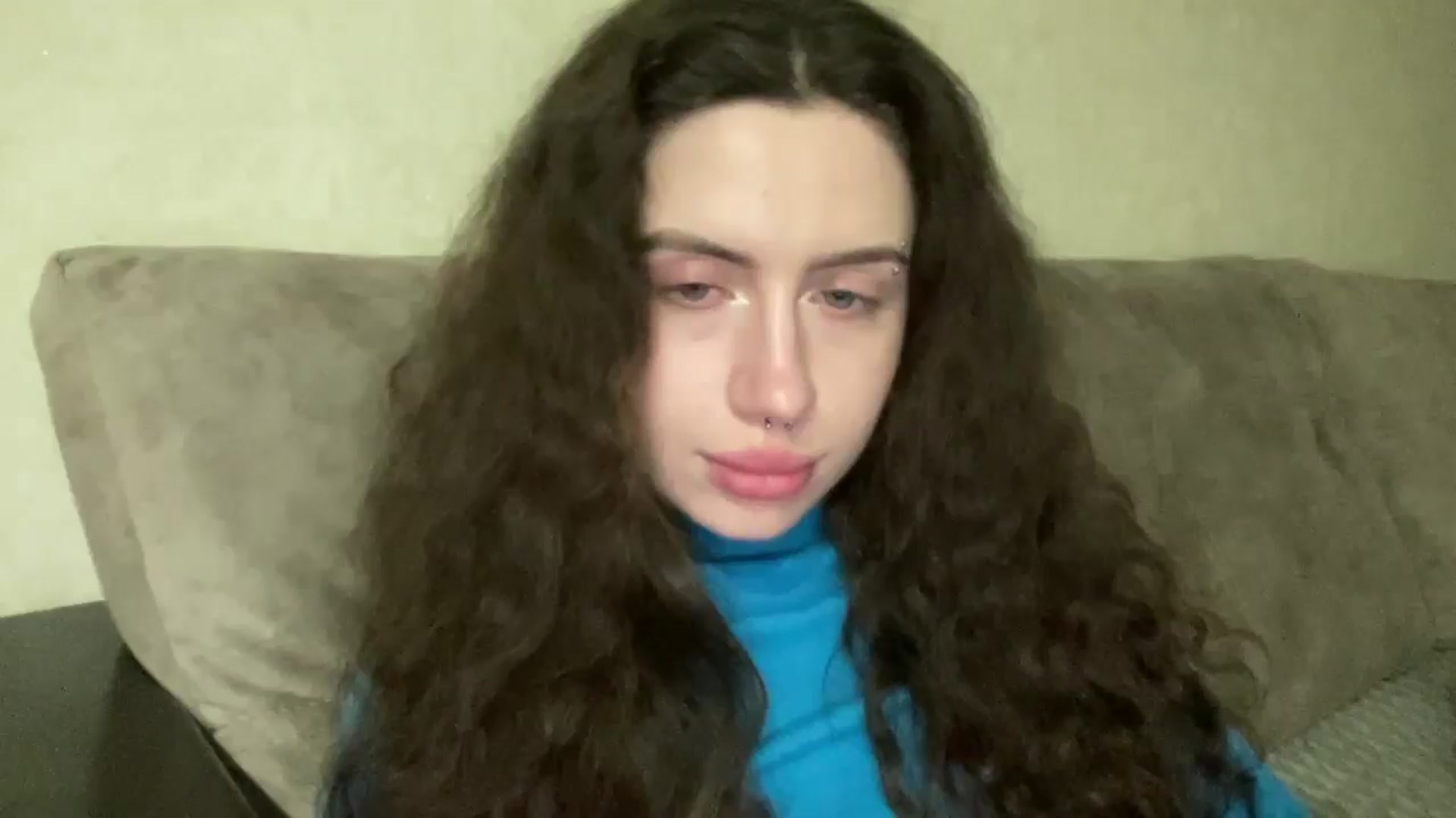 Gallery image thumbnail from CurlyDream's myfreecams stream on, 12/18/2025, 17:10 image 13 of 20