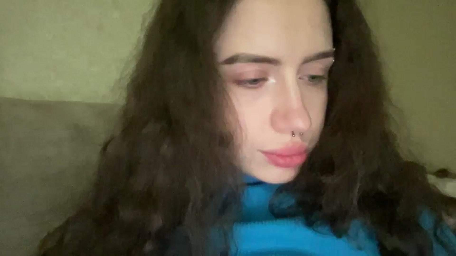 Gallery image thumbnail from CurlyDream's myfreecams stream on, 12/18/2025, 18:39 image 9 of 20