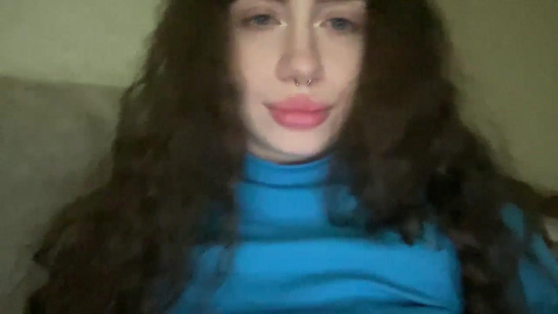 Gallery image thumbnail from CurlyDream's myfreecams stream on, 12/18/2025, 18:39 image 4 of 20