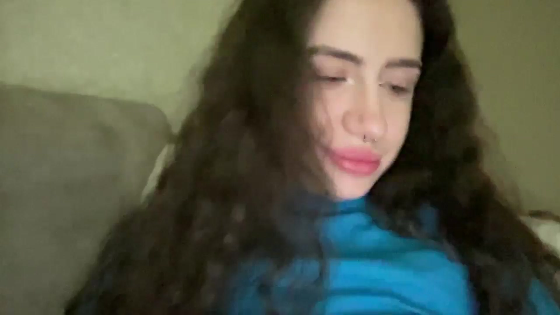 Gallery image thumbnail from CurlyDream's myfreecams stream on, 12/18/2025, 18:39 image 15 of 20