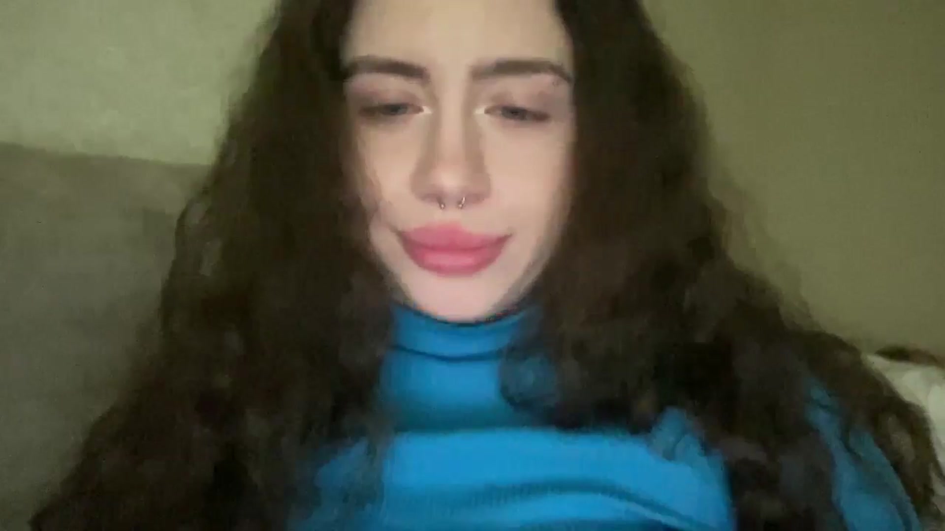 Gallery image thumbnail from CurlyDream's myfreecams stream on, 12/18/2025, 18:39 image 13 of 20