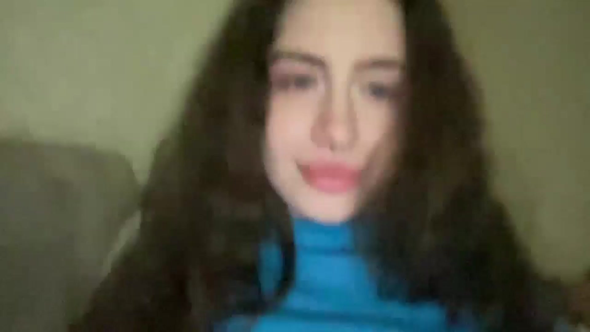 Gallery image thumbnail from CurlyDream's myfreecams stream on, 12/18/2025, 18:39 image 1 of 20
