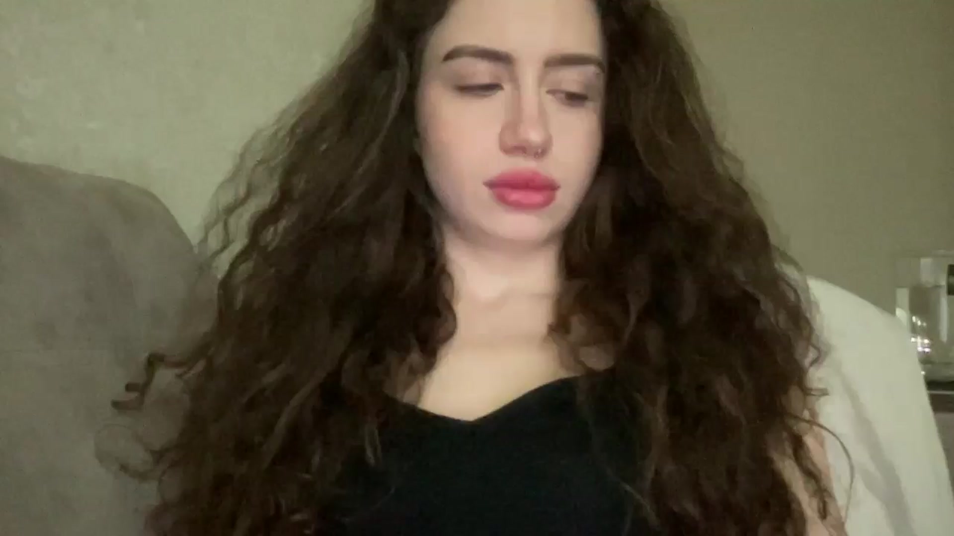 Gallery image thumbnail from CurlyDream's myfreecams stream on, 12/22/2025, 14:05 image 1 of 20