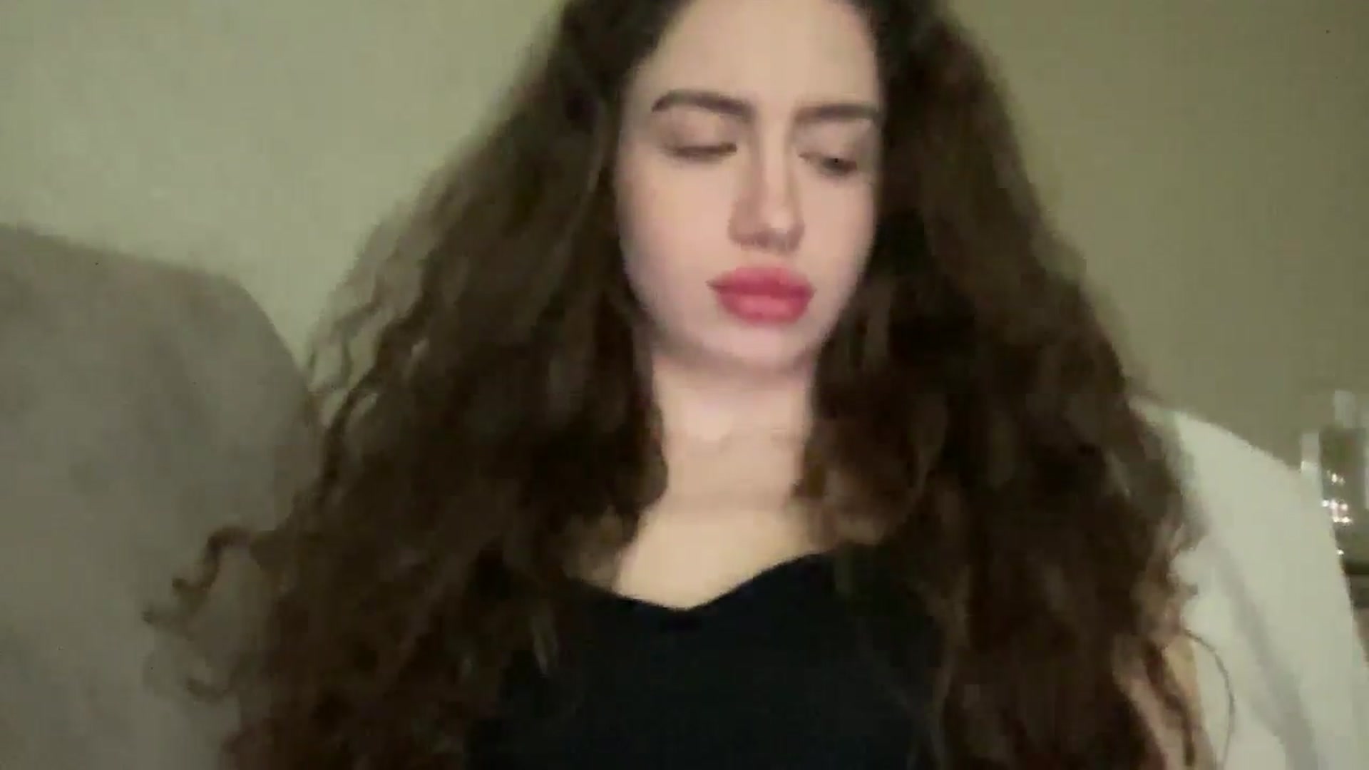 Gallery image thumbnail from CurlyDream's myfreecams stream on, 12/22/2025, 14:05 image 10 of 20