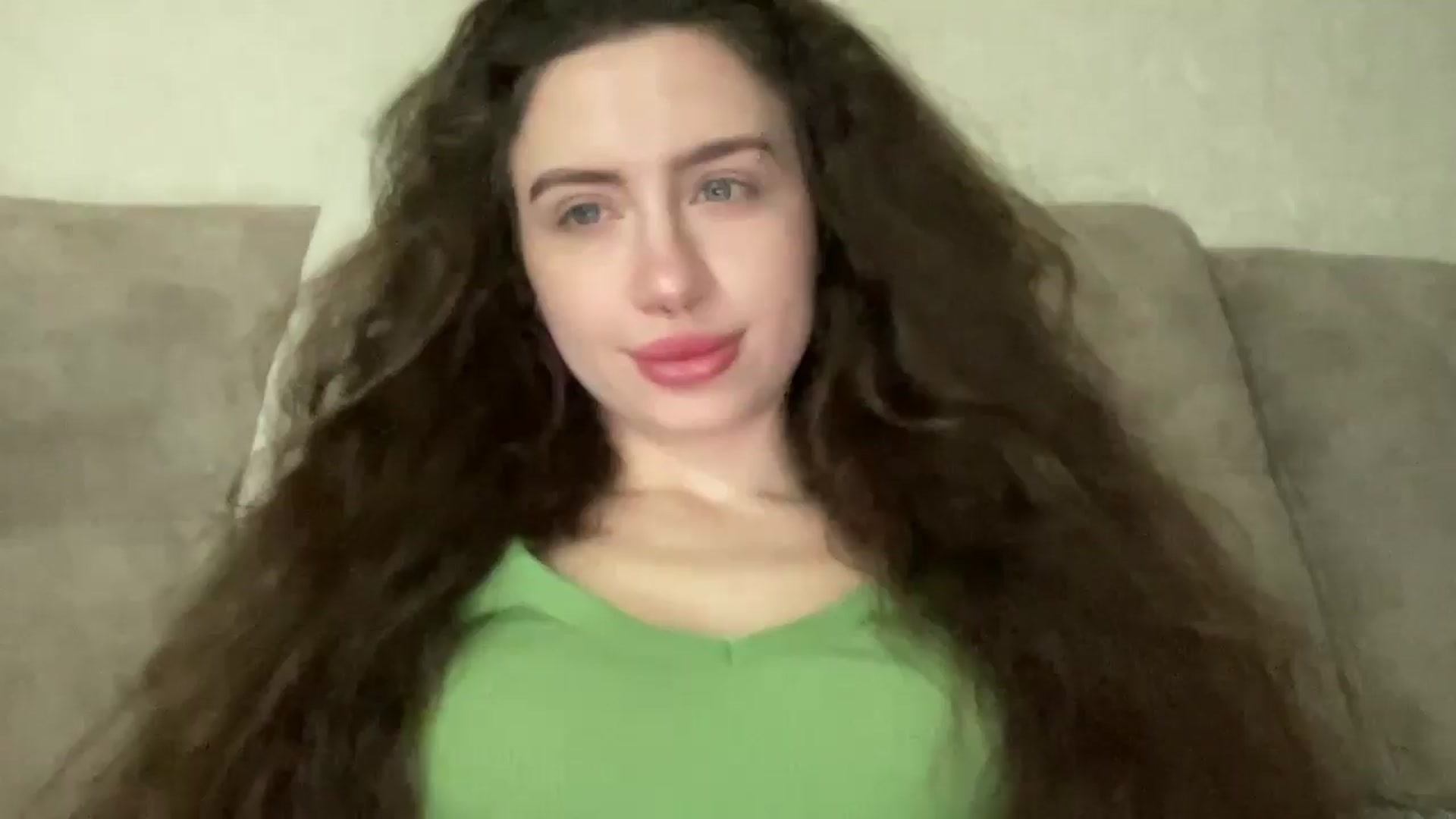 Gallery image thumbnail from CurlyDream's myfreecams stream on, 12/23/2025, 13:55 image 5 of 20
