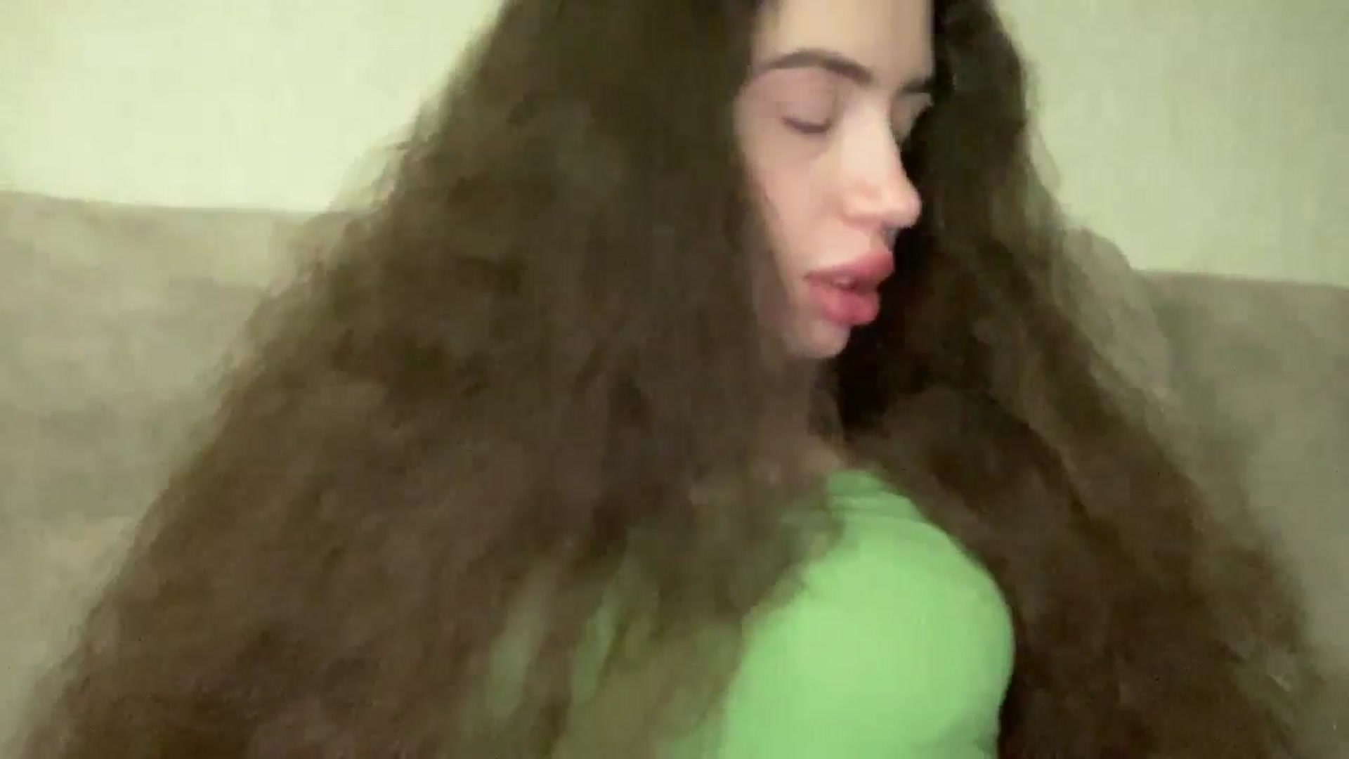 Gallery image thumbnail from CurlyDream's myfreecams stream on, 12/23/2025, 14:27 image 5 of 20