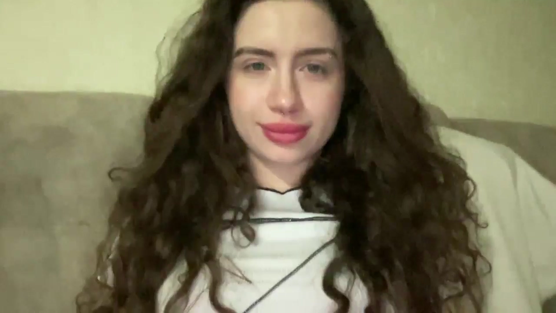 Gallery image thumbnail from CurlyDream's myfreecams stream on, 12/24/2025, 17:35 image 10 of 20