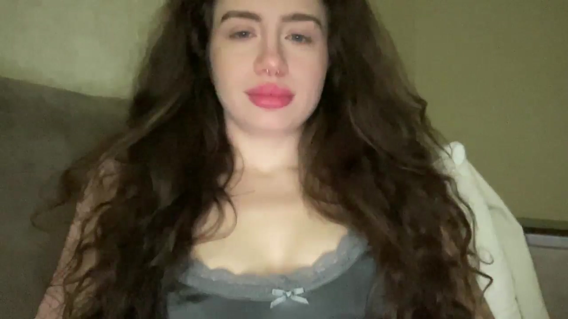 Gallery image thumbnail from CurlyDream's myfreecams stream on, 12/29/2025, 19:15 image 20 of 20