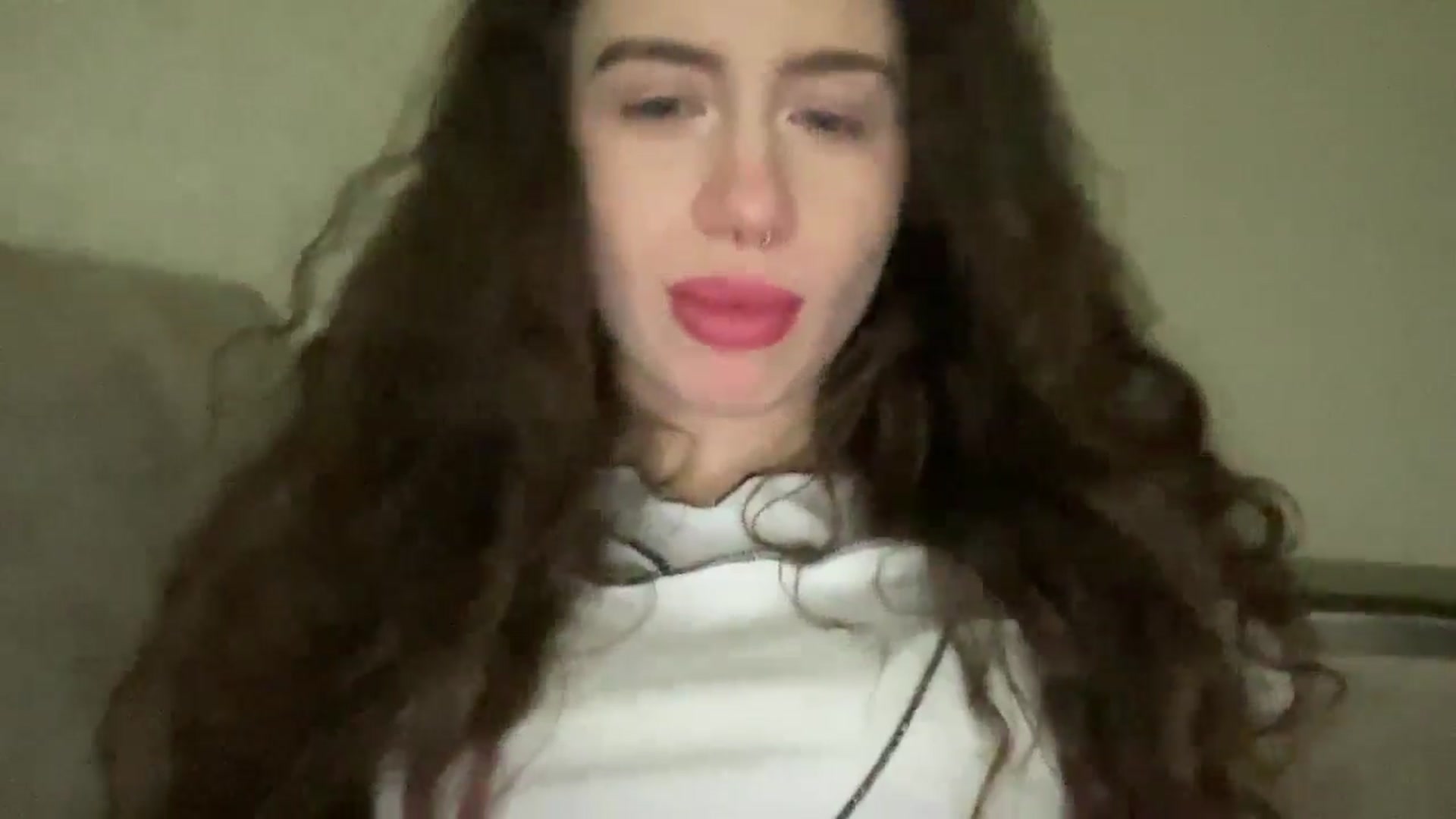 Gallery image thumbnail from CurlyDream's myfreecams stream on, 12/30/2025, 14:35 image 12 of 20