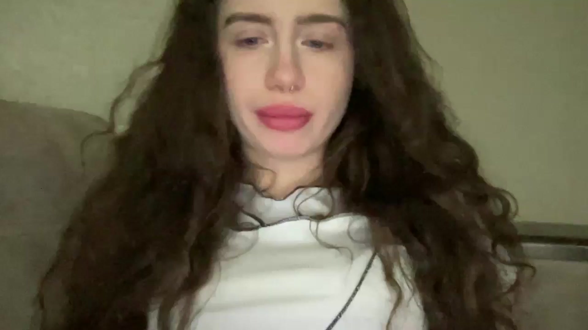 Gallery image thumbnail from CurlyDream's myfreecams stream on, 12/30/2025, 14:35 image 13 of 20