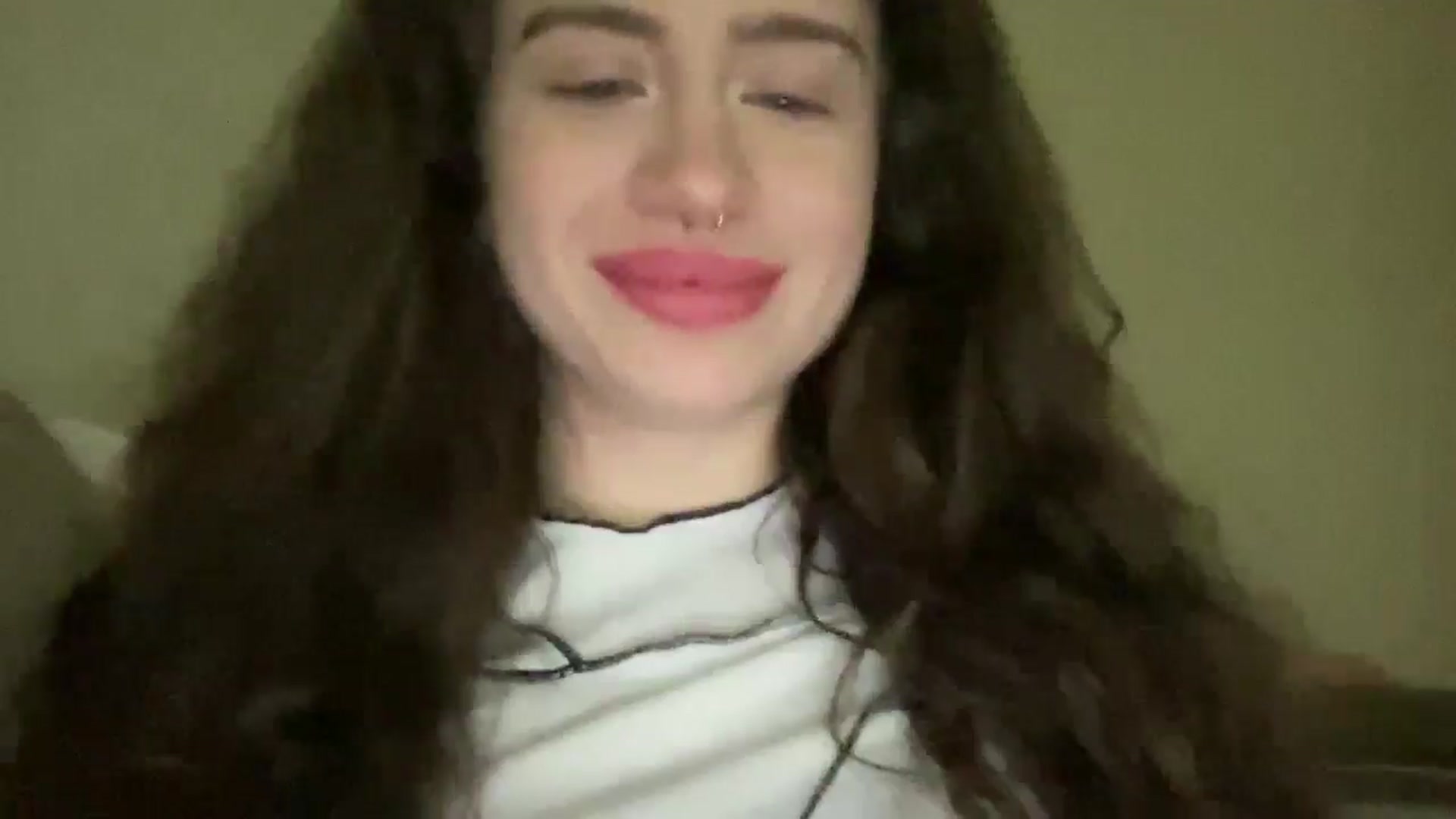 Gallery image thumbnail from CurlyDream's myfreecams stream on, 12/30/2025, 15:17 image 8 of 20