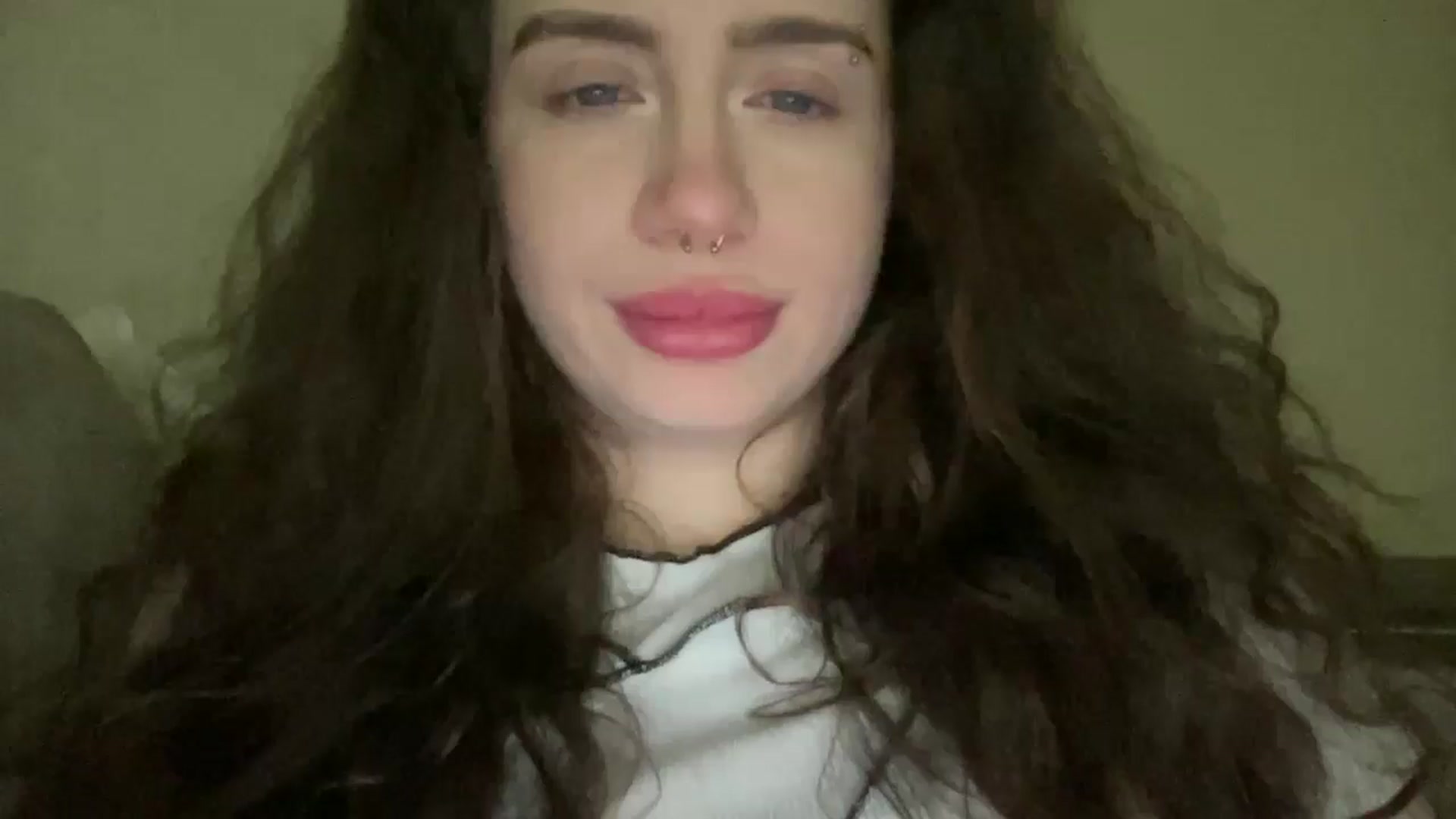 Gallery image thumbnail from CurlyDream's myfreecams stream on, 12/30/2025, 15:17 image 19 of 20