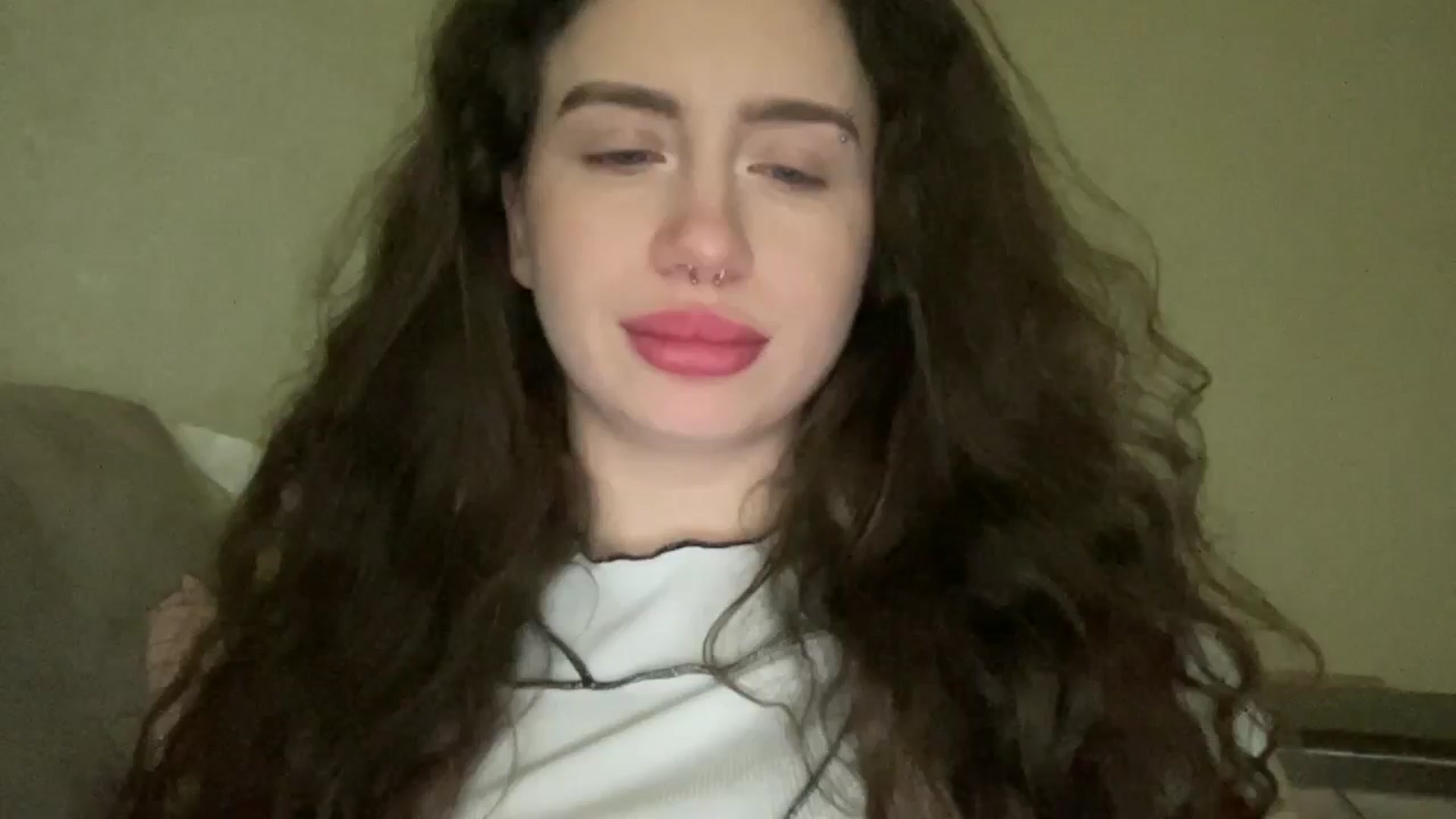 Gallery image thumbnail from CurlyDream's myfreecams stream on, 12/30/2025, 15:17 image 4 of 20