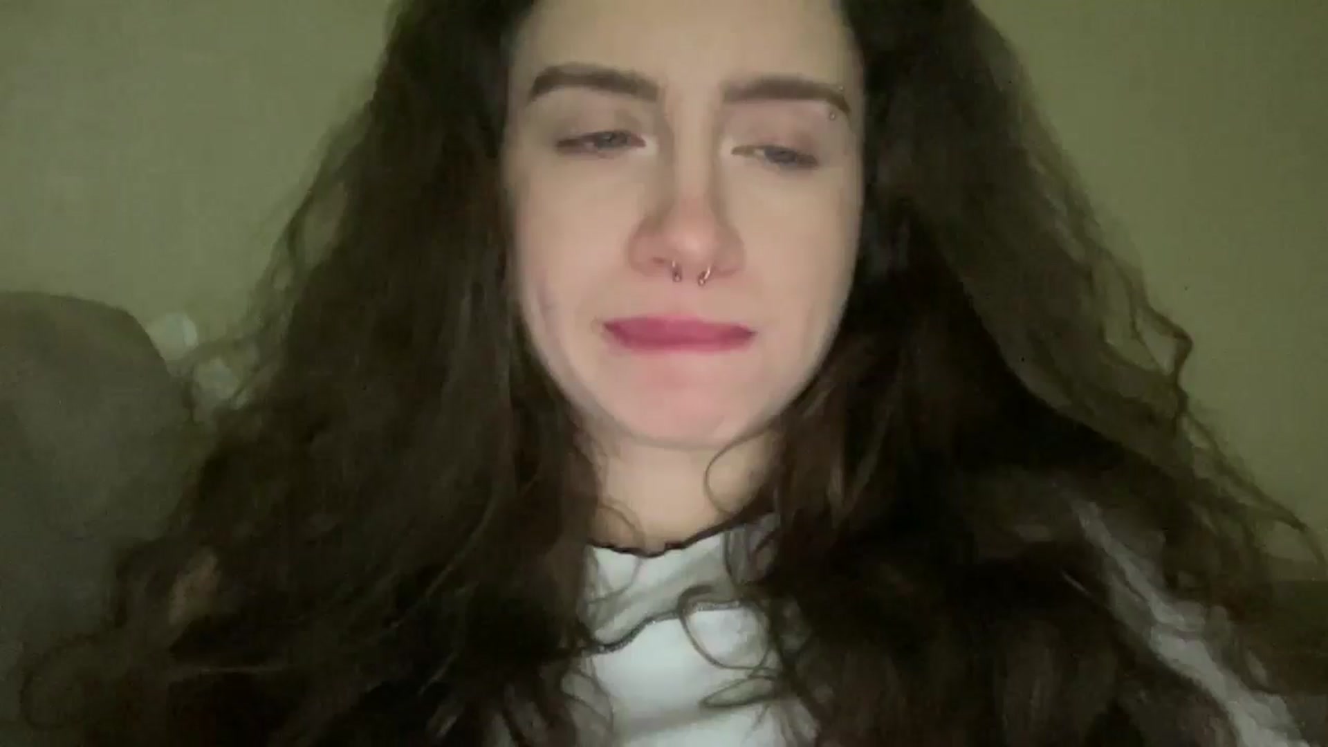 Gallery image thumbnail from CurlyDream's myfreecams stream on, 12/30/2025, 15:17 image 17 of 20