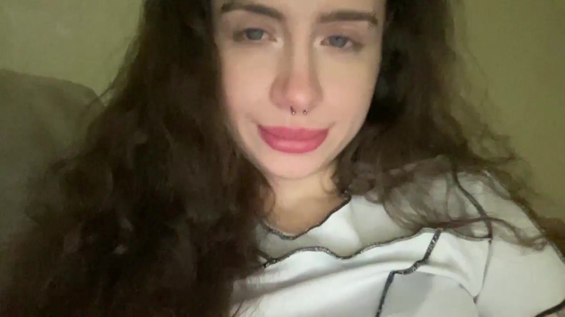 Gallery image thumbnail from CurlyDream's myfreecams stream on, 12/30/2025, 15:52 image 16 of 20