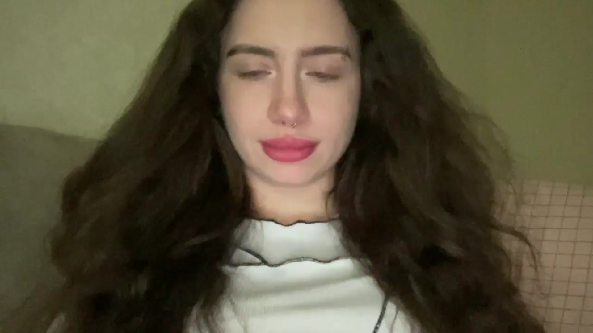 Gallery image thumbnail from CurlyDream's myfreecams stream on, 12/30/2025, 20:42 image 3 of 20