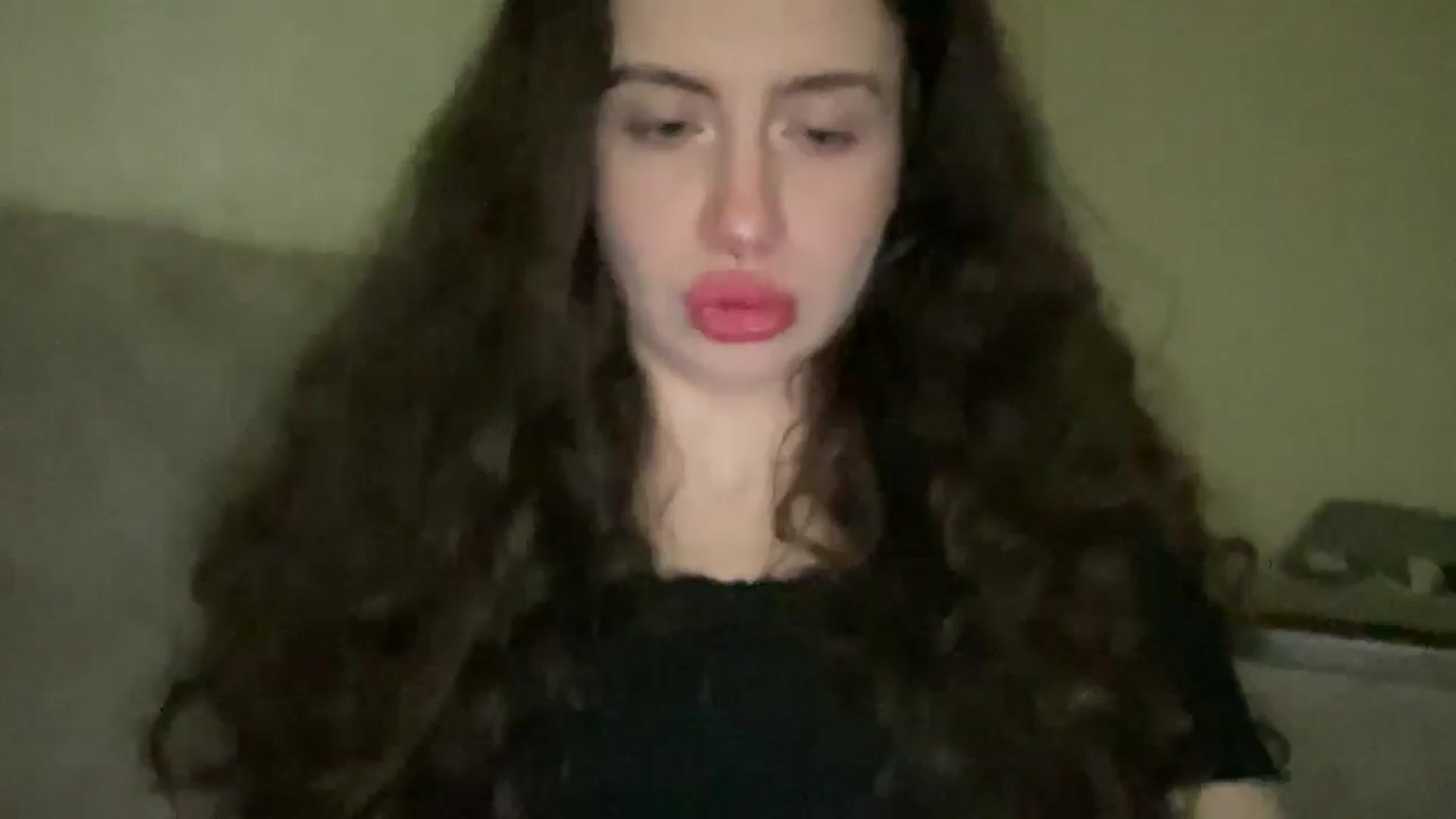 Gallery image thumbnail from CurlyDream's myfreecams stream on, 01/02/2026, 22:58 image 18 of 20