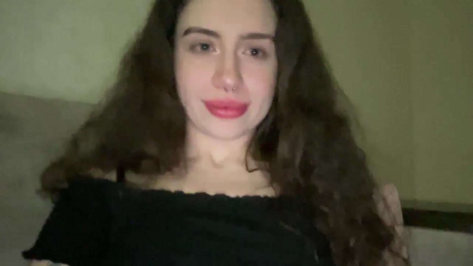 Gallery image thumbnail from CurlyDream's myfreecams stream on, 01/02/2026, 22:58 image 4 of 20