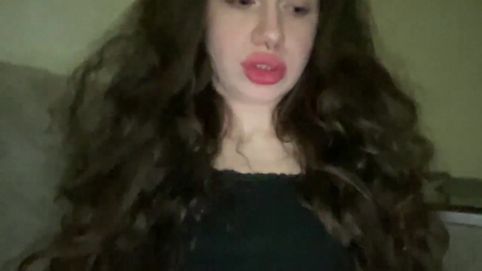 Gallery image thumbnail from CurlyDream's myfreecams stream on, 01/02/2026, 22:58 image 13 of 20